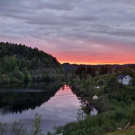 Glamping On Idyllic Lake, Paddle Boards & Rowboat Porsgrunn Extérieur photo