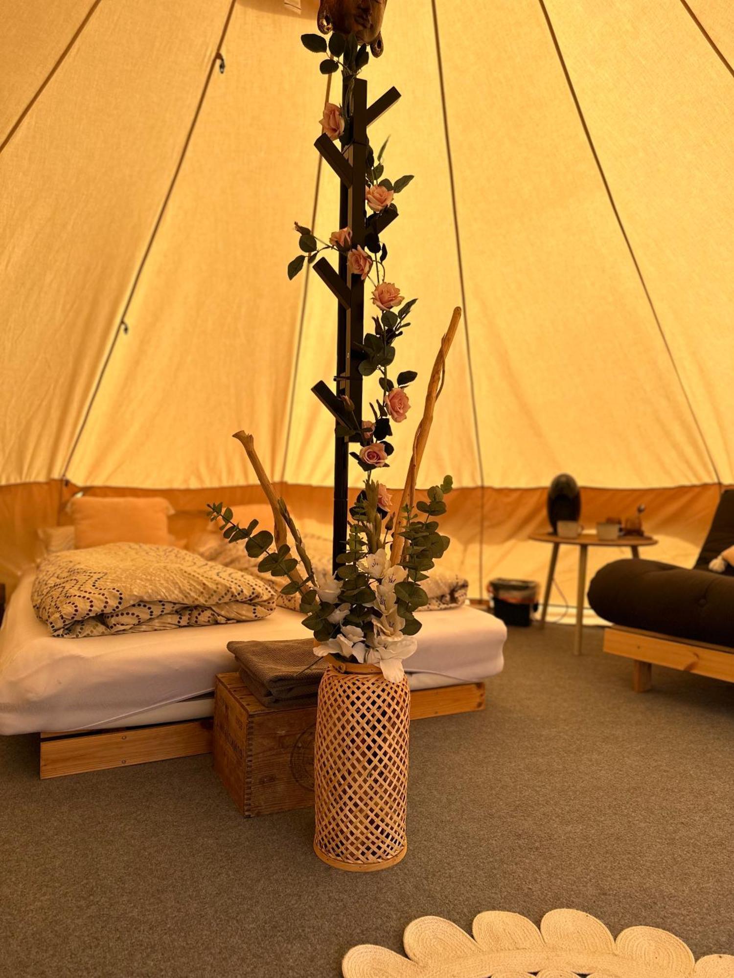 Glamping On Idyllic Lake, Paddle Boards & Rowboat Porsgrunn Extérieur photo